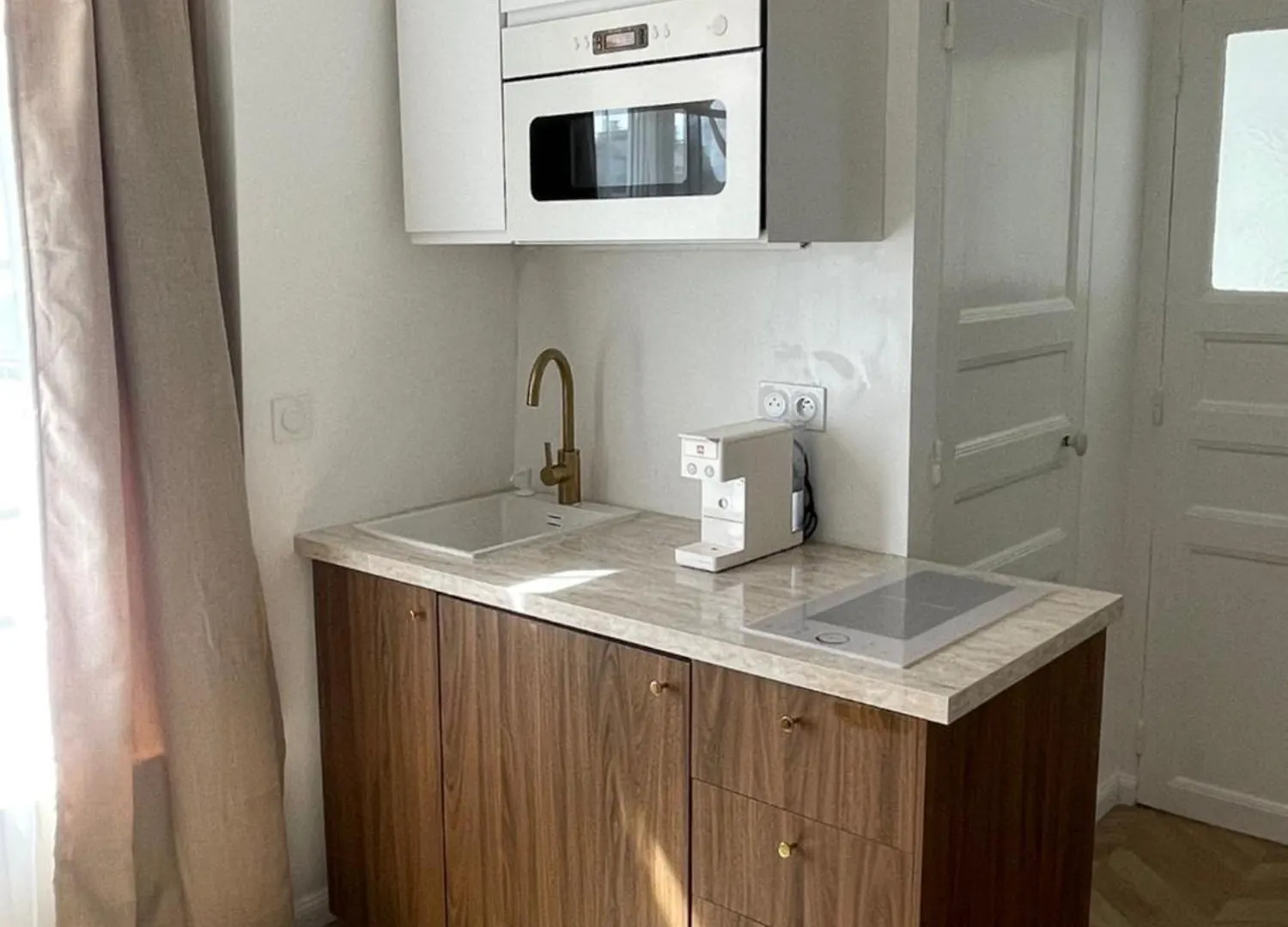 Apartment Perche Sur Les Toits, 16 Eme Quartier Calme Securise- Proche Quai Seine Roland Garros Paris
